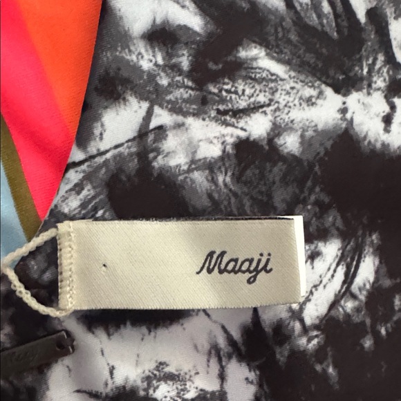 NWT Maaji Black and White Tie-Dye Swimsuit - Picture 9 of 11